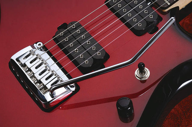 The vibrato unit doesn't feel as flexible as a Floyd The vibrato unit doesn't feel as flexible as a Floyd